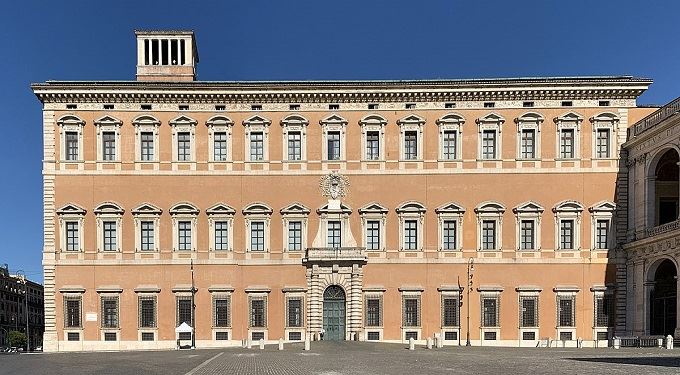 Nella foto, il Palazzo lateranense © Chabe01 / Wikipedia