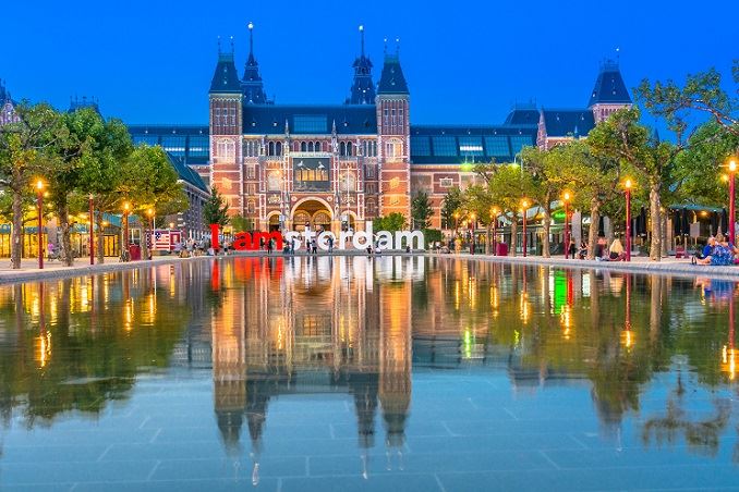 Olanda: licenze online da luglio 2020 al costo di 45.000 euro