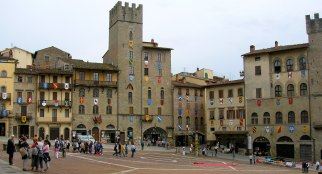 Arezzo: si accende la polemica per l'inaugurazione di una sala giochi