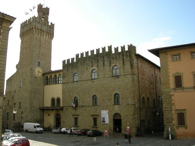 Consiglio Arezzo: 'Centro storico, vietate sale gioco e cannabis legale'