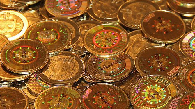La moneta Bitcoin arriva anche nelle prime poker room online