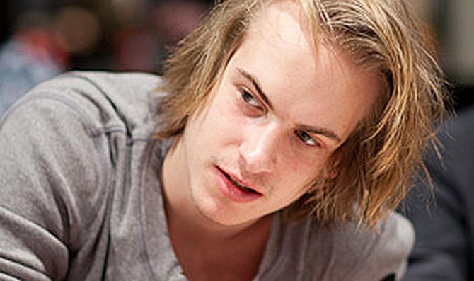 Viktor 'Isildur1' Blom vince 1,6 milioni di dollari in 36 ore su Full Tilt Poker
