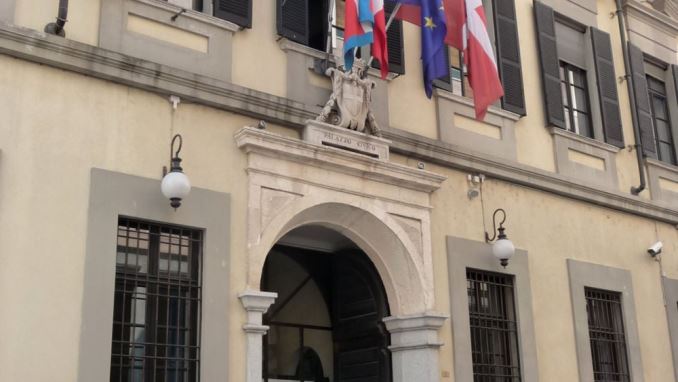 Gioco: bocciata mozione minoranze, Novara si allinea con la Regione