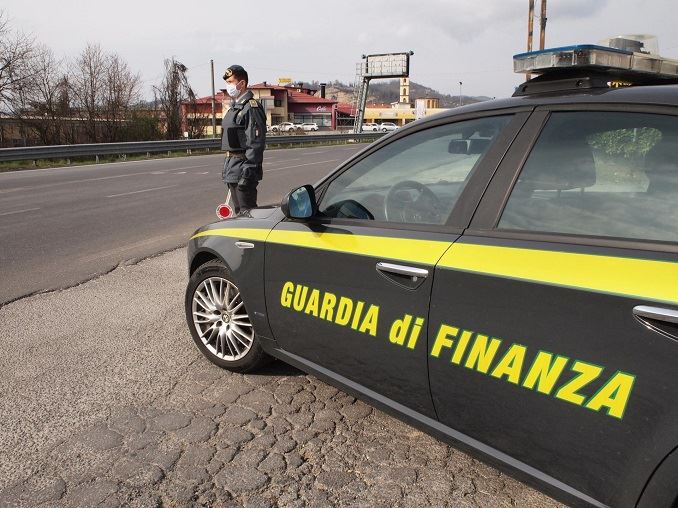 Monza: scommesse abusive in edicola, titolare multato dalla Gdf