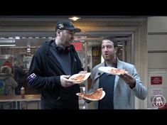 Hellmuth assaggiatore di pizza sul vlog One Bite di Portnoy