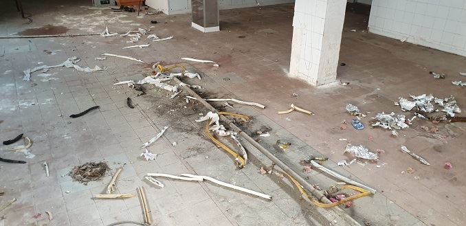 Raid all'ippodromo di Palermo: locali devastati, rubati i tubi di rame