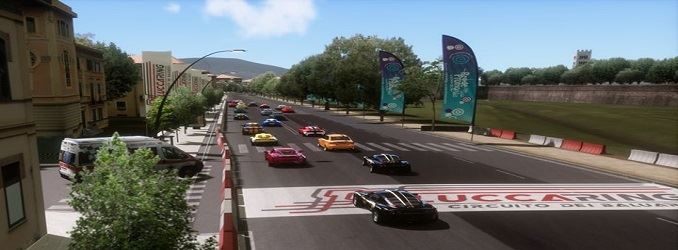 Il centro di Lucca diventa un autodromo con il videogame LuccaRing