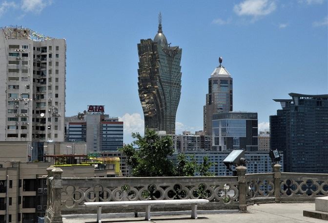 Macao, ad aprile incassi boom per i casinò
