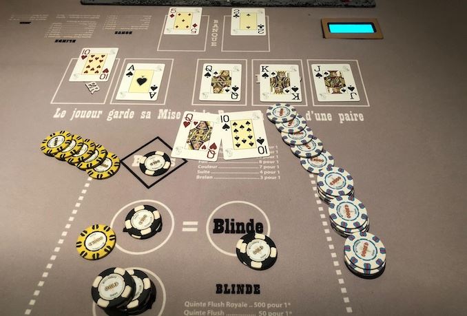 Paris Elysées Club la patria dell'Ultimate Poker: 4 scale reali centrate in un mese