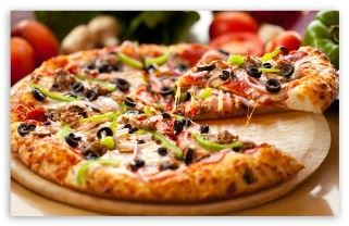 Serata Happy Pizza alla Gaming Hall Codere Cola Di Rienzo