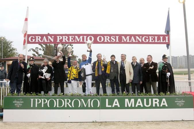 Gran Premio Orsi Mangelli, Unicka vola sulla pista di Milano