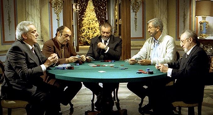 Guida semi seria per il Natale di gioco del poker player moderno 