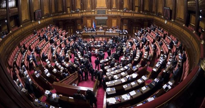 Senato, Fraccaro: 'Norme Vlt e slot in Commissione Ue' 