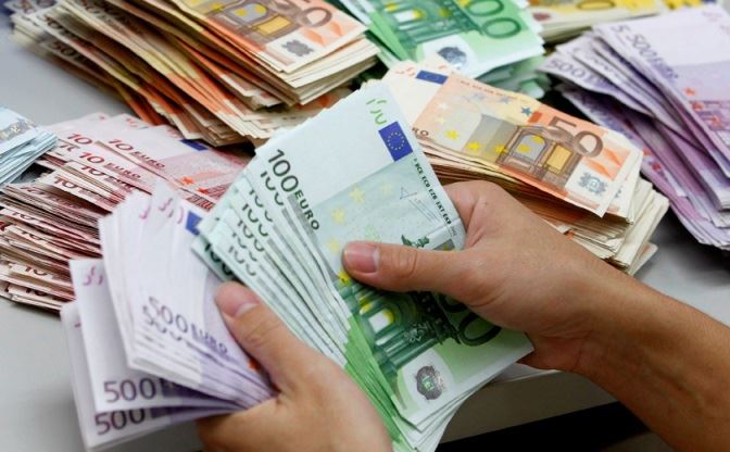 Dia: 'Sequestrate banconote false in casinò Slovenia'