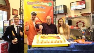 SuperEnalotto SuperStar festeggia vincita da 500mila euro realizzata a Padova