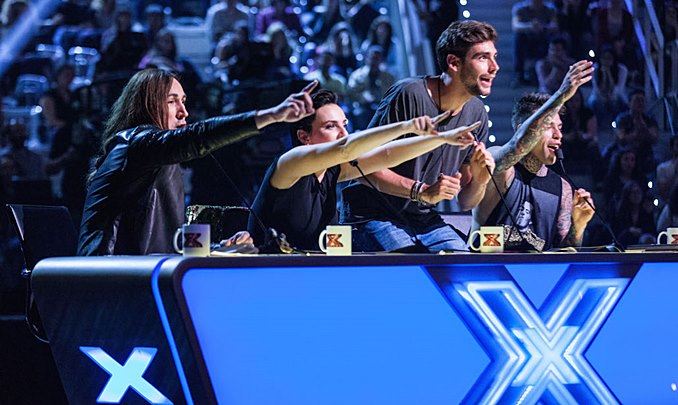 X-Factor 10: eliminazione per due, rischiano Caterina e Loomy
