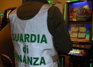Gdf Torino: videopoker sequestrato in Valsusa