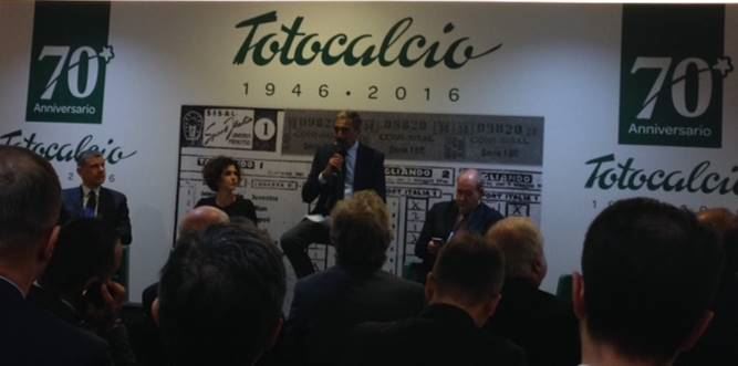 Un francobollo per i 70 anni del Totocalcio, Giacomelli: 'Omaggio doveroso'