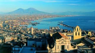 Limitazioni orarie a Napoli: operatori di scommesse chiedono incontro al Comune