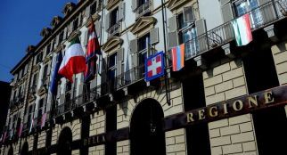 Regione Piemonte, Chiamparino e Saitta: “Aumento Irap per chi tiene le slot”