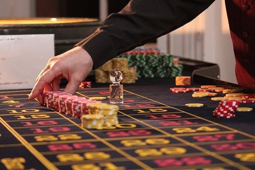 Casinos and games, who goes up and who goes down in 2019