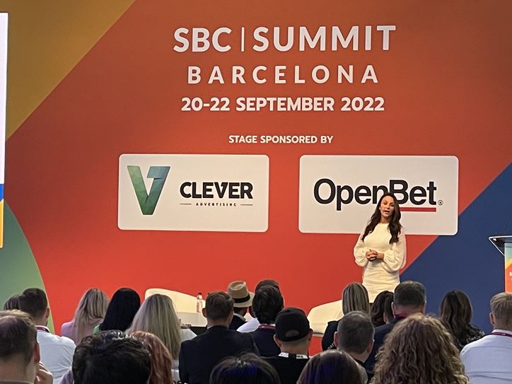Molly_Bloom_a_SBC_Summit_Barcelona_speech2.jpg