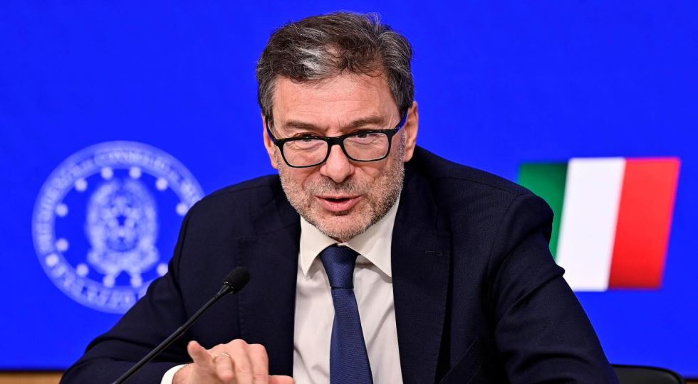 Il ministro Giancarlo Giorgetti - Foto tratta dalla pagina Facebook del ministero dell'Economia e delle Finanze