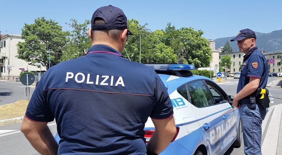 polizia.jpg