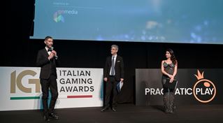 Nella foto: Alessio Crisantemi - presidente and co-founder Gn Media - apre la serata di premiazione degli Italian gaming awards 2024