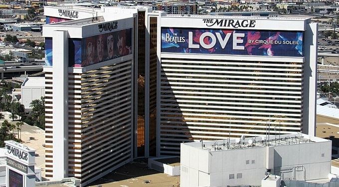 Il Mirage Hotel and Casino © Farragutful / Wikipedia