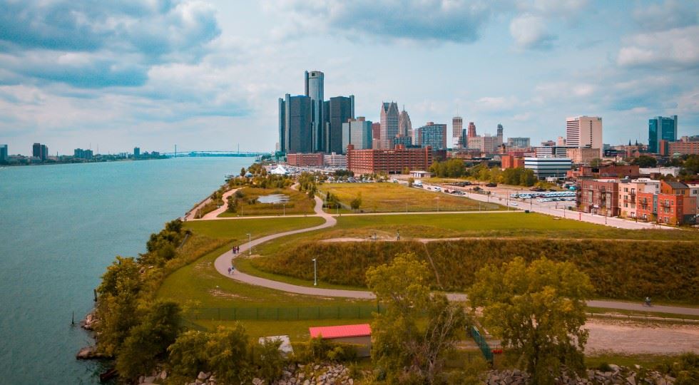 Detroit - Foto di Kahari King (Unsplash).jpg